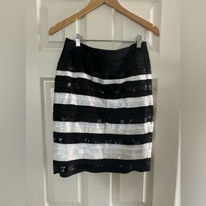 White House Black Market Satin Sequin Skirt Knee Length Size 0